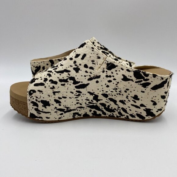 Volatile Crispin Style Cow Print Black/White Women's Size 8 - Picture 7 of 13
